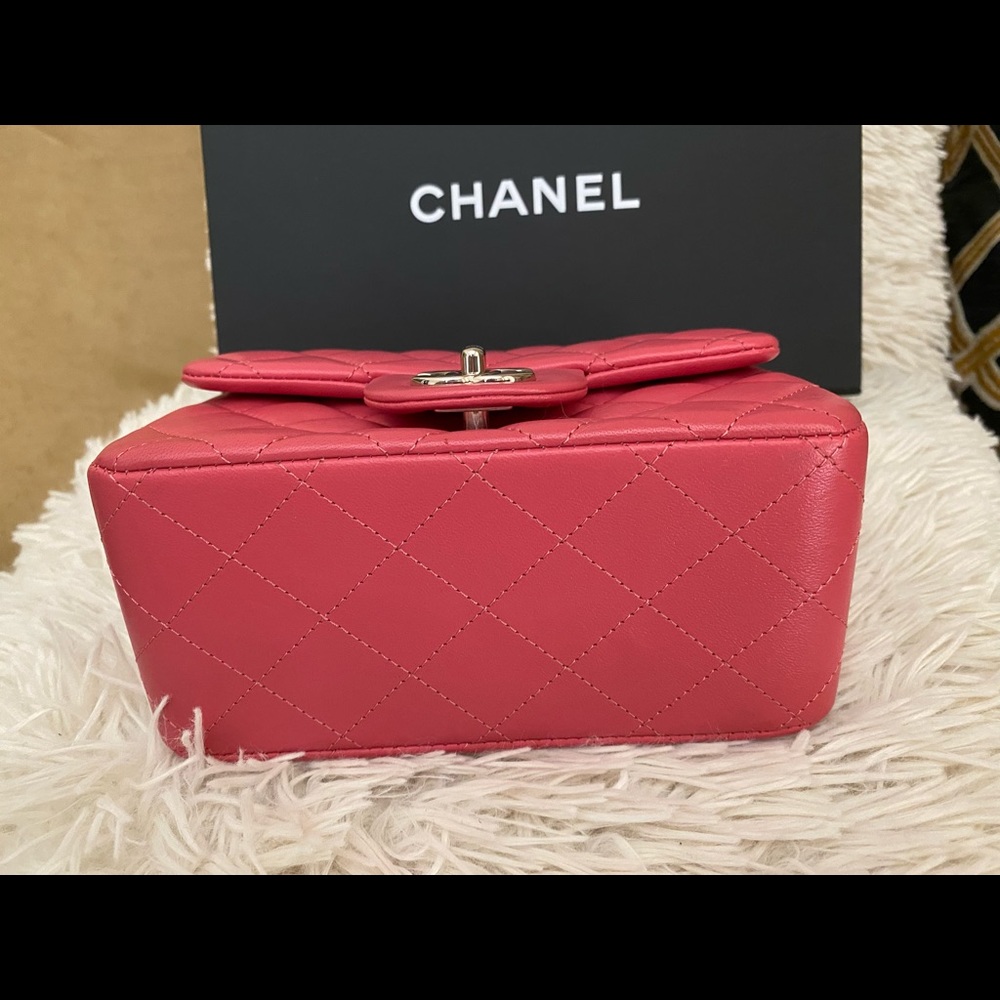 CHANEL pink lambskin square mini bag - Picture 9 of 16